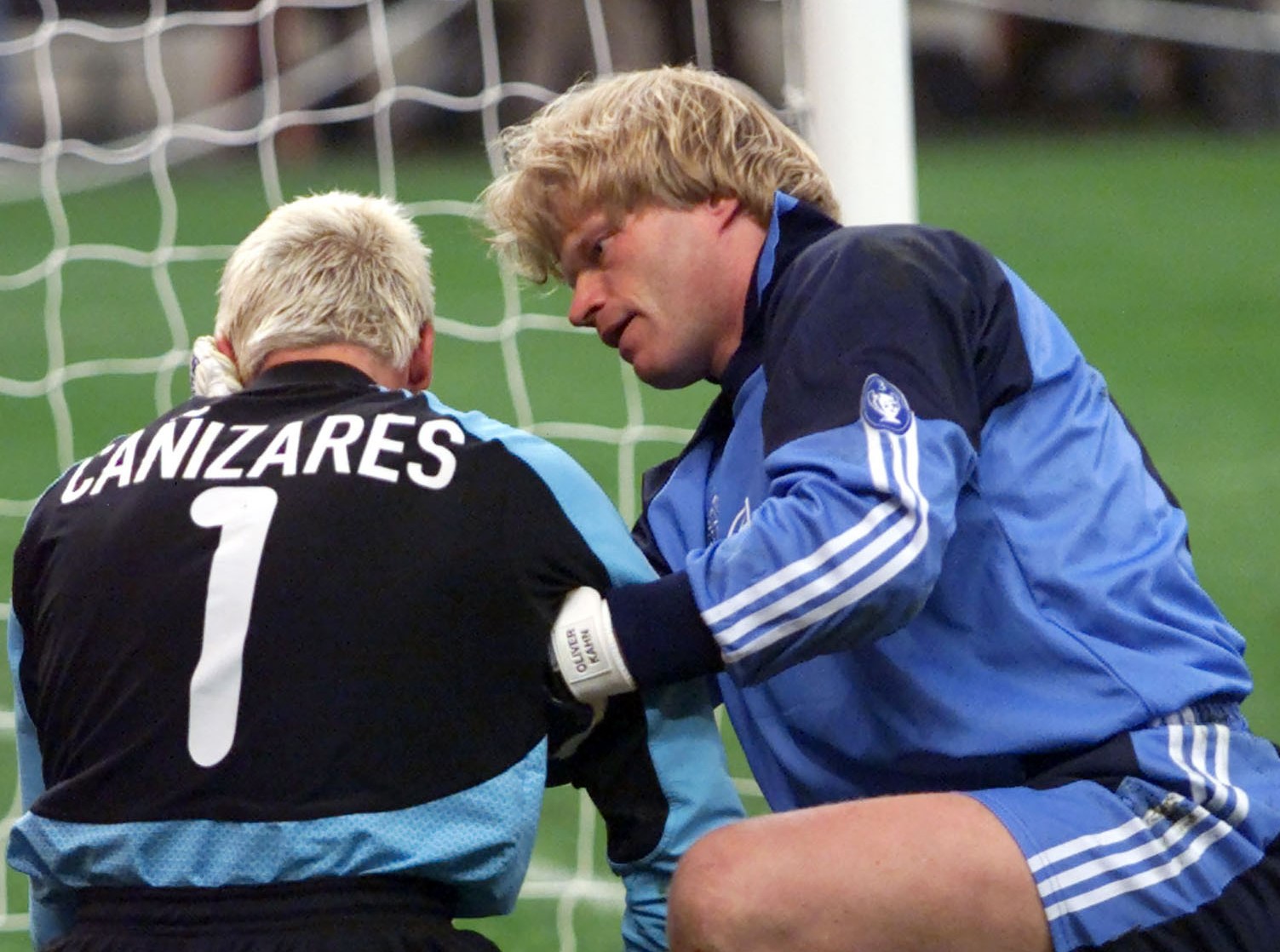 cahn-canizares-bayern-valencia-final.jpg